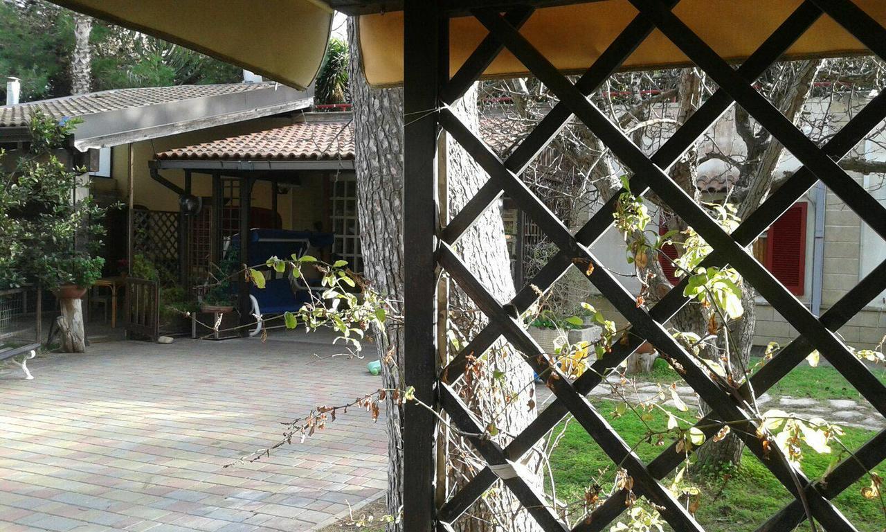 Bed and Breakfast Casina Delle Arti à San Cataldo  Extérieur photo
